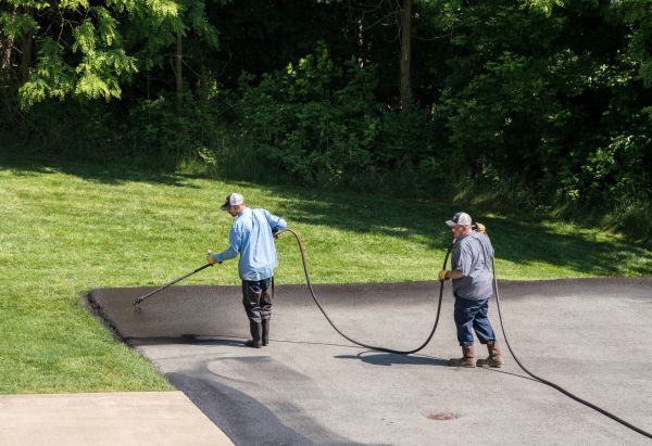 Driveway Coating Service in Ooltewah