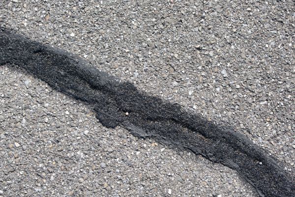 Asphalt Crack Sealing in Ooltewah